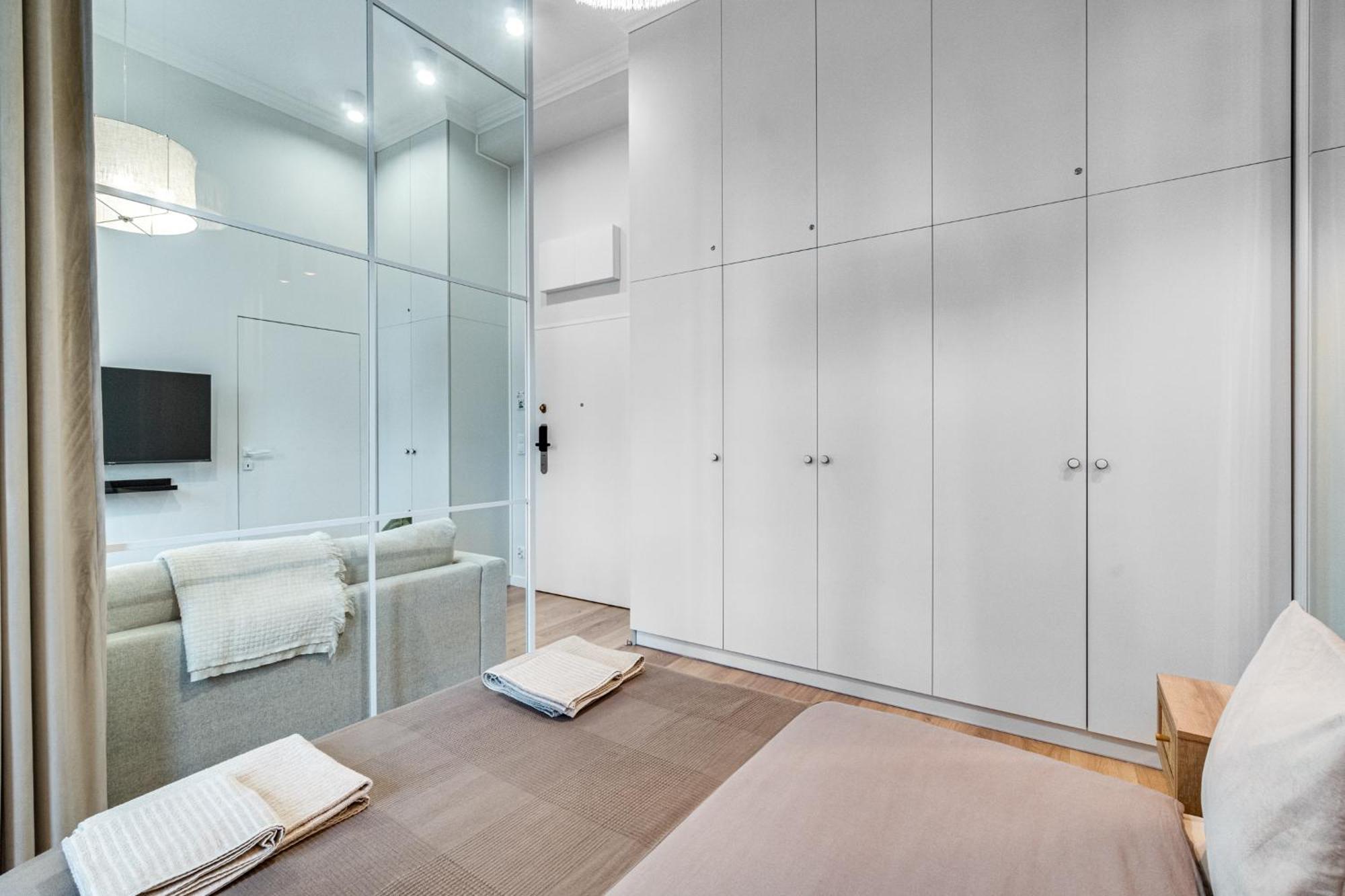 Apartament Riverside View - Parking Free Вроцлав Екстериор снимка